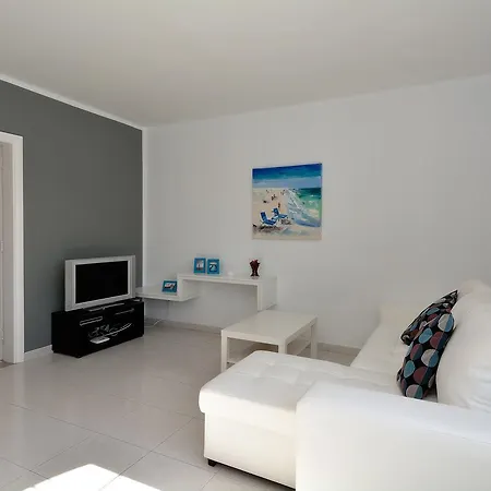 Black Stones Share Pool! Lejlighed Puerto del Carmen (Lanzarote)